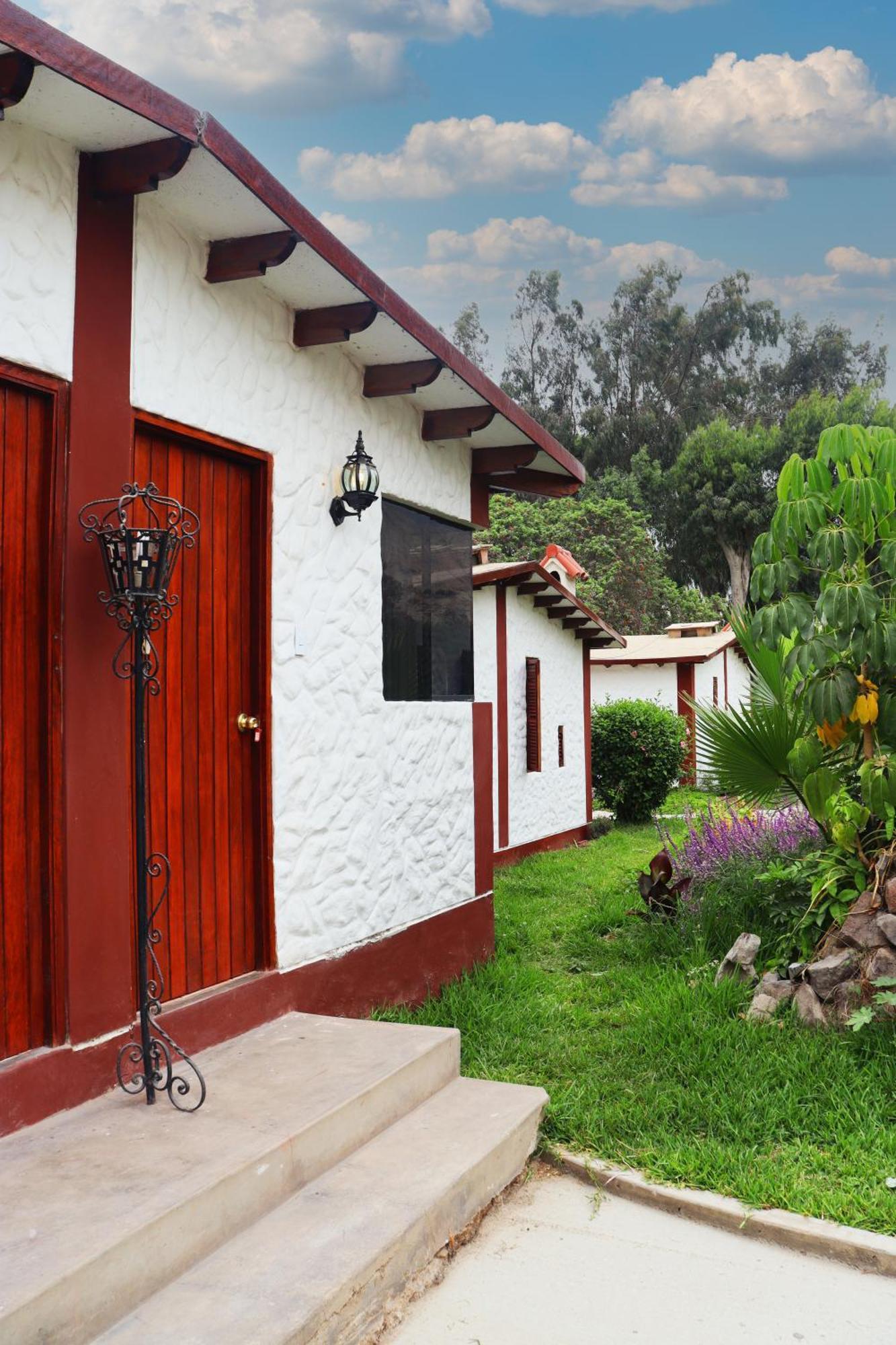 Los Andes - Restaurant & Bungalows Cieneguilla Kültér fotó