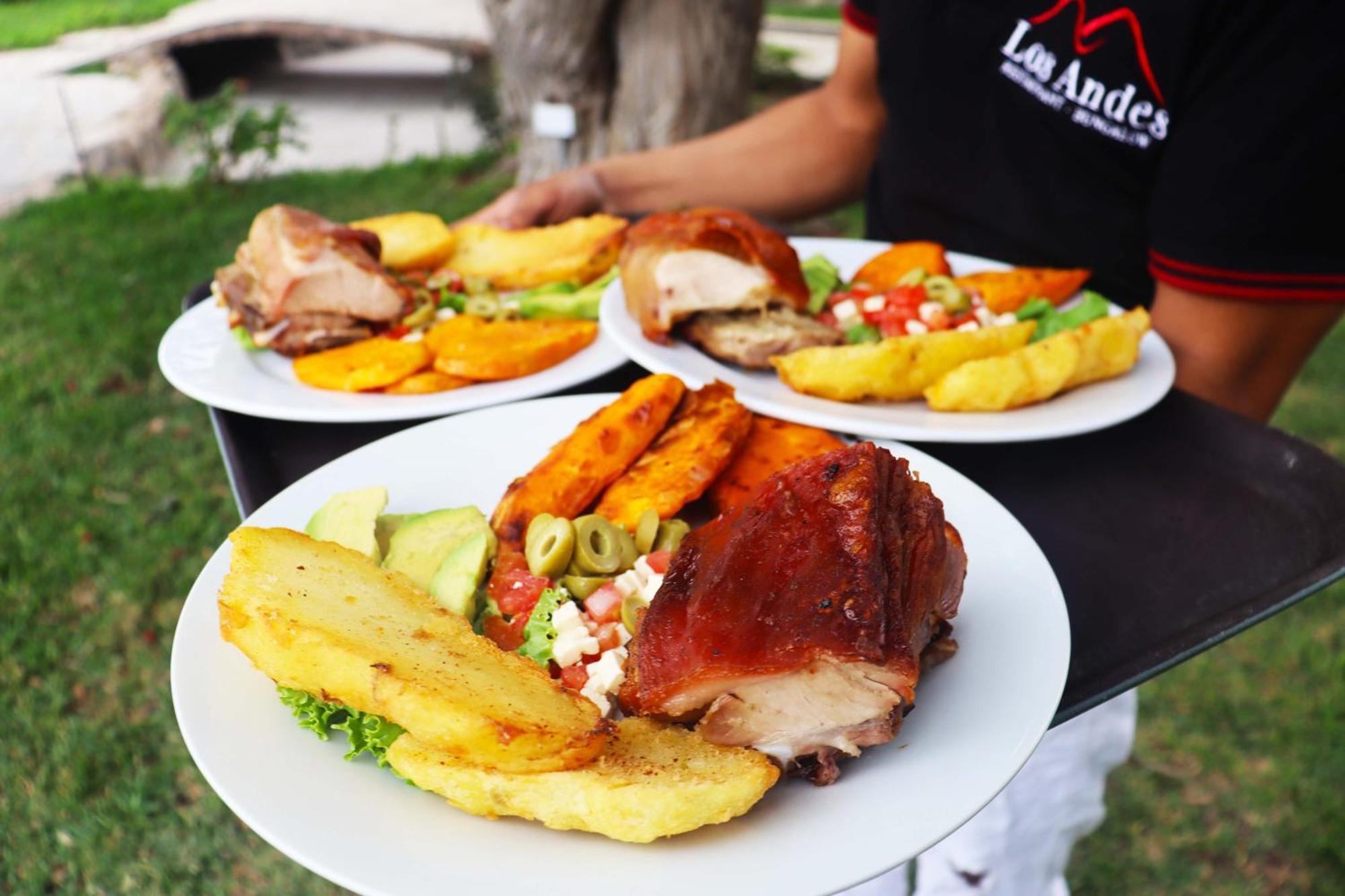 Los Andes - Restaurant & Bungalows Cieneguilla Kültér fotó